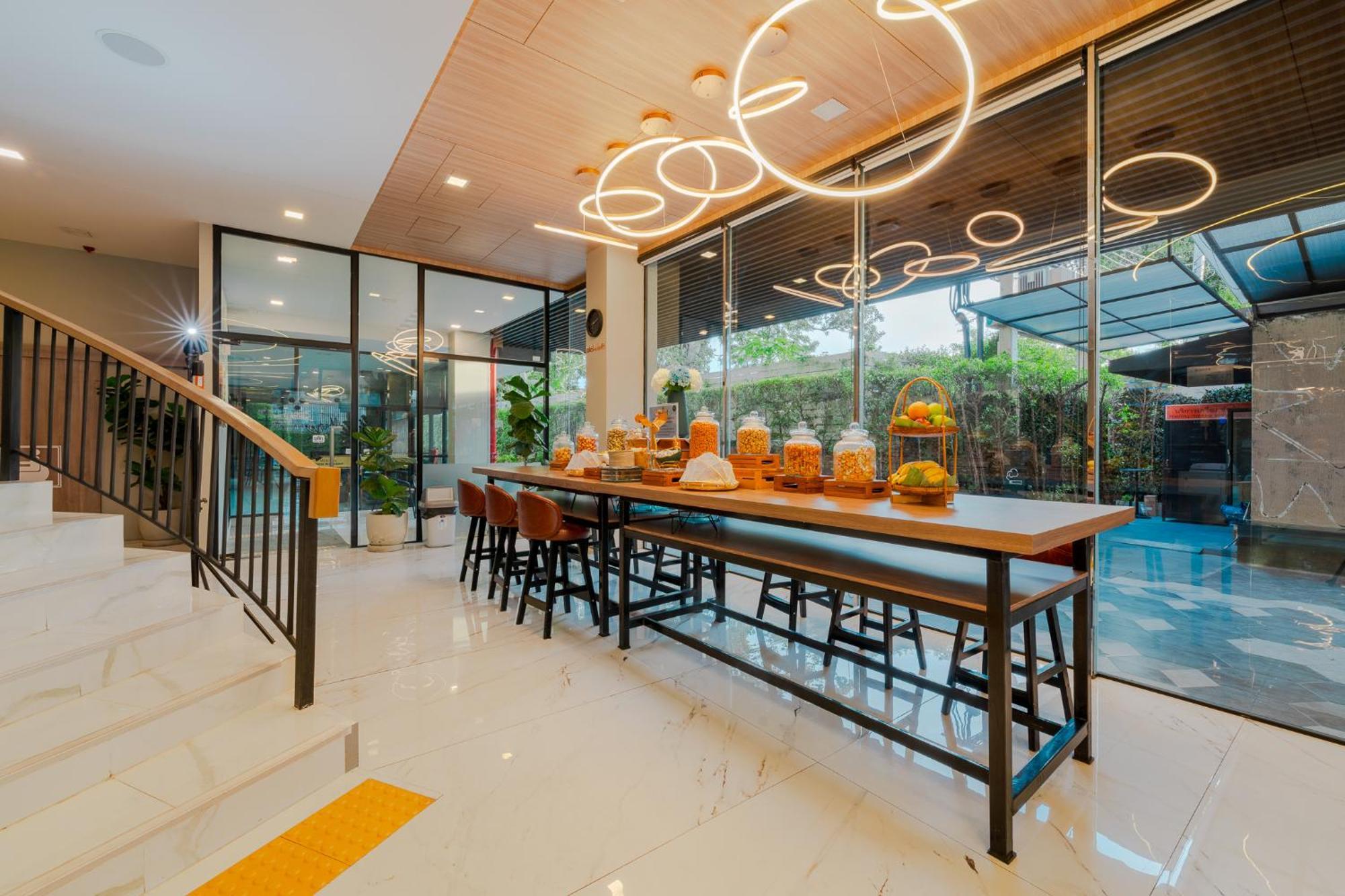 Moose Hotel Chiangmai Чиангмай Экстерьер фото